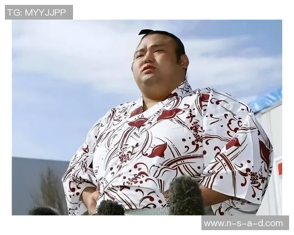 世界足球明星与相扑明星的精彩对决与跨界合作探讨 世界足球明星与相扑明星的精彩对决与跨界合作探讨