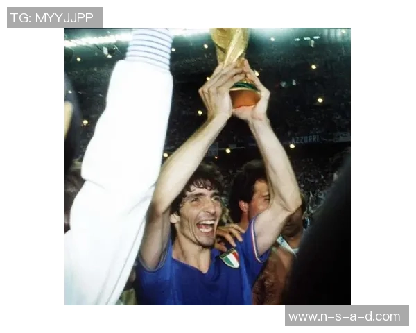 足球明星凯利女的传奇人生与赛场背后的故事揭秘 足球明星凯利女的传奇人生与赛场背后的故事揭秘